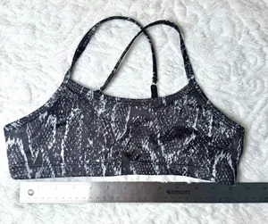 Beyond Yoga Snake Skin Criss Cross black yoga top small thumbnail 6