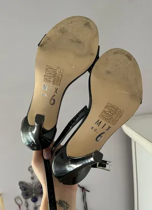 Black Heels thumbnail 5