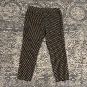 TALBOTS ESSEX ANKLE PANTS - GEO HEARTS Size 16 thumbnail 7
