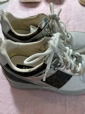 DKNY White and Silver Platform Lace-Up Sneakers b121 thumbnail 3