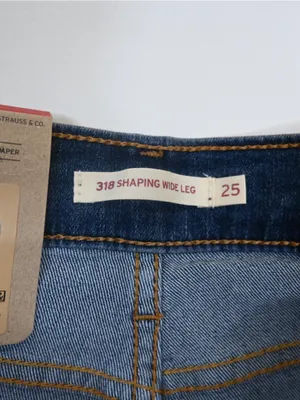 Levi's Women's 318 Shaping Wide Leg Jean NEW 25X30 thumbnail 11