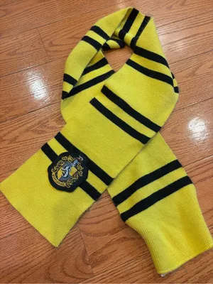 Harry Potter Hufflepuff Scarf Yellow Black Wizarding World 56” Unisex thumbnail 1
