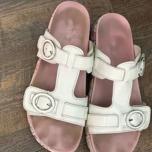 Alegria Vista‎ White Patent Floral Platform Slide Sandals Buckle Straps Size 40 thumbnail 2