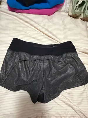 Lululemon Speed Shorts 2.5" Low-Rise thumbnail 3