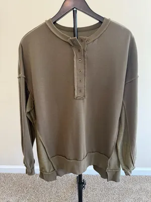 Women's Boho Exposed Seam Henley Long‎ Sleeve Sweatshirt-size M thumbnail 1