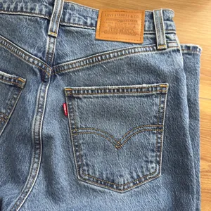 Levi’s Jeans High-Rise 70s high slim straight thumbnail 4