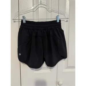 Lululemon Track That Short 4" Black Size 6 thumbnail 6