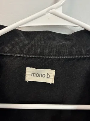 Black Cropped Jean Jacket Size M thumbnail 4