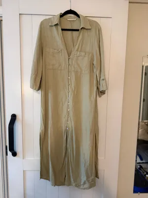 Zara Light Sage Green Button-Front Maxi Shirt Dress thumbnail 2