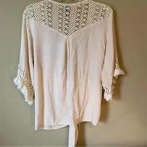 Entro Cream Tie Front 3/4 Sleeve Blouse thumbnail 2