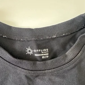 Black Aerie offline crop top #croptop thumbnail 3