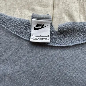 blue nike crewneck thumbnail 2