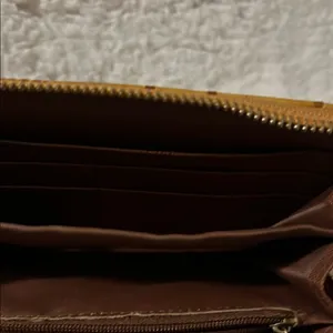 Ostrich‎ Faux leather Brown Textured Wallet thumbnail 8
