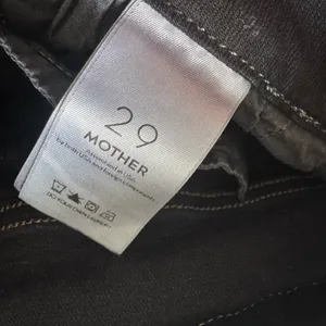 MOTHER Dark Indigo Skinny Jeans thumbnail 3