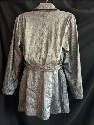 Colebrook & CO. Women’s Metallic Gray Snake-Print Lightweight Trench Coat MD thumbnail 2