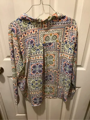 Rose & Olive Multicolor Tile Floral Button-Up Blouse thumbnail 4