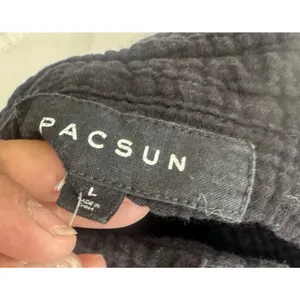 PacSun Women's Black Cropped Boxy Gauze Camp Shirt Large Button Up Resort thumbnail 2