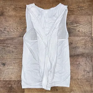 Lululemon Workout Top thumbnail 3