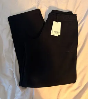 Sweatpants Aritzia thumbnail 1