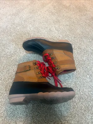 Maurices Size 7 Flannel Line Duck Boots thumbnail 3
