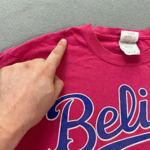 Believe Cropped T Shirt Women's Medium Gildan Hot Pink Graphic Short Sleeve Baby thumbnail 7