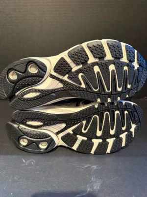 Women’s Adidas Adistar size 5.5W thumbnail 5
