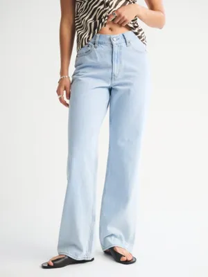 Abercrombie High Rise Loose Jean thumbnail 3