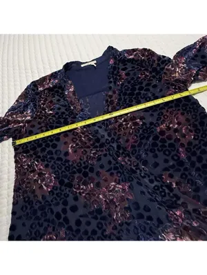 Floreat Anthropologie Floral Purple Velvet Burnout Mock Wrap Blouse Top Sz M thumbnail 4