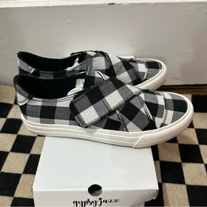 Gypsy Jazz‎ Black and White Checkered Slip-On Sneakers thumbnail 3