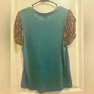 Bobeau Short Sleeve Shirt Size Large, Perfect Condition thumbnail 3