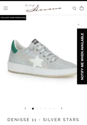 Sneakers thumbnail 2