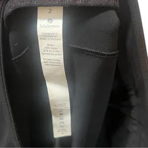 Lululemon On The Move Lightweight Black Pants size 2‎ thumbnail 13