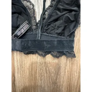Victorias Secret Black Lace Velvet Metallic Shimmer Bralette XS Black‎ B70 A70 thumbnail 5