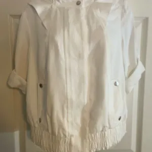 NWT White‎ House Black Market Chic Women's White Utility Jacket thumbnail 1