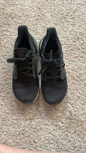 Adidas Black Ultraboost thumbnail 3