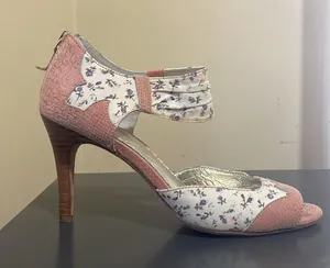 Miss Albright ANTHRO Pink White Multi Floral Peep Toe Back Zip Heels EUC 7.5 thumbnail 2
