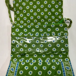 Vera Bradley Floral Green/Blue Crossbody Bag 7” X 5” PREOWNED thumbnail 3
