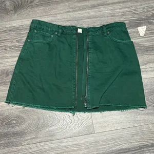 Free People We the Free Zip It Up Mini Jean Skirt Green Cotton size 31‎ *251 thumbnail 12