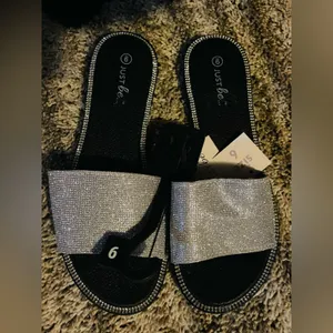 NWT Just Be Women's Glittering Silver Slide Sandals thumbnail 4