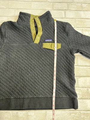 Patagonia Organic Cotton Quilted Snap Pullover in Dark Gray with Olive Accents thumbnail 5