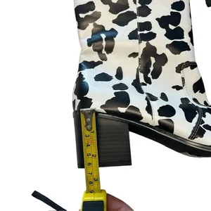 Cow Print Faux Leather Cowgirl Boots White Black Pointed‎ Toe Festival Size 9 thumbnail 6