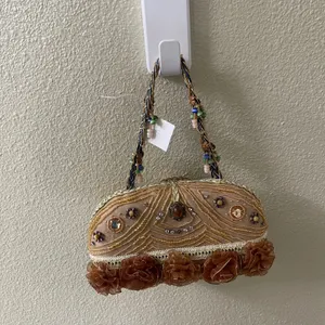 CEM NWT Beaded Evening Bag Purse Taupe Gold‎ Floral Embellished Clutch UNIQUE thumbnail 3