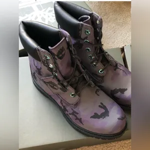 Timberland 6 “ iridescent waterproof boot in black camo matte leather Camo Boots thumbnail 8