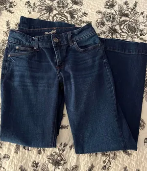 Dark wash wrangler trouser jeans thumbnail 2