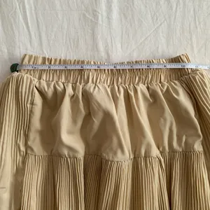 Pleated High thumbnail 10