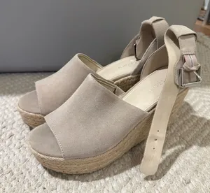 NWOT Marc Fisher Wedge Sandals thumbnail 1