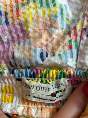 Urban Outfitters flower shorts thumbnail 2