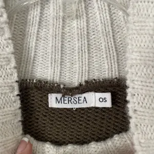 Mersea One Size Fits Most Lisbon Traveler Dolman Sleeve Sweater Side Slits thumbnail 4
