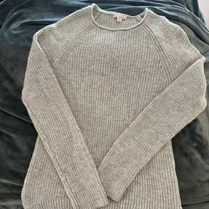 Gap gray wool sweater Size M thumbnail 1