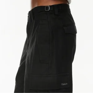 Aritzia TNA Supply Cargo‎ Baggy Pants black sz 8 thumbnail 3